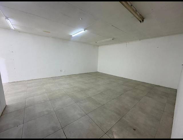 BUSINESS PROPERTY TO RENT IN LAUDIUM